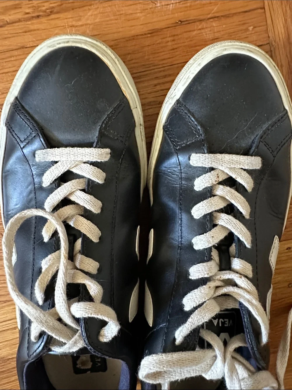 Veja Men’s Black Leather Sneakers with White Details Size 9